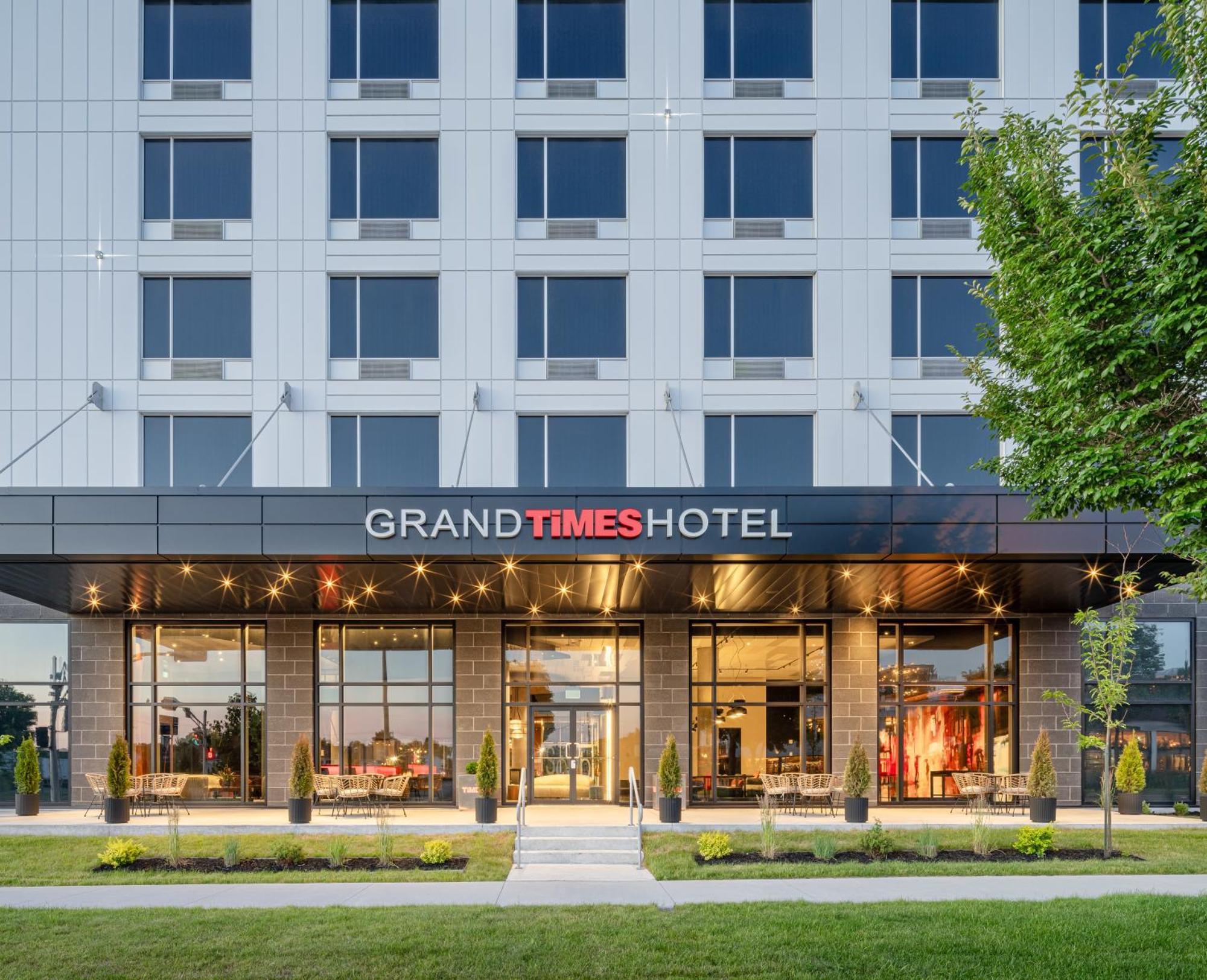 Grand Hotel Times Lévis Exterior foto